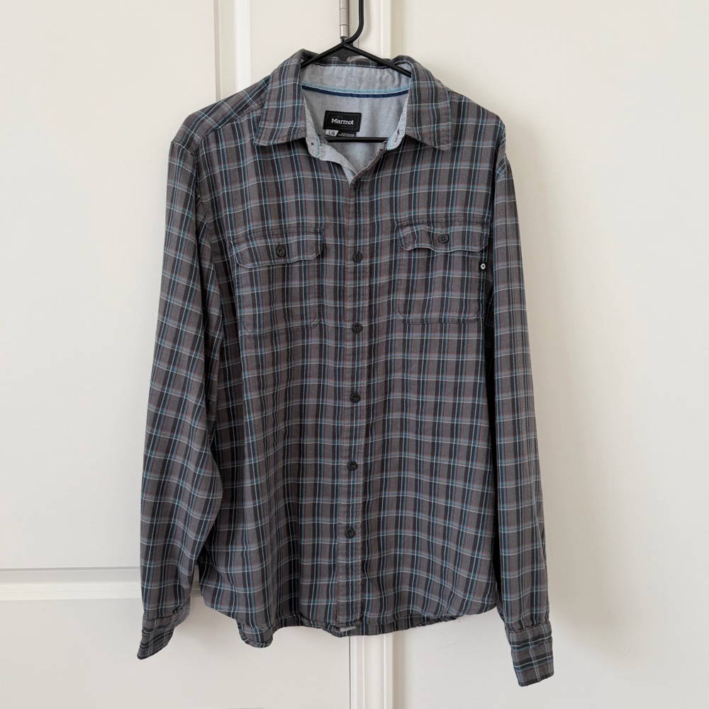 Marmot Men’s Plaid Long Sleeves Size Large Outdoor Hiking Camping Button Down